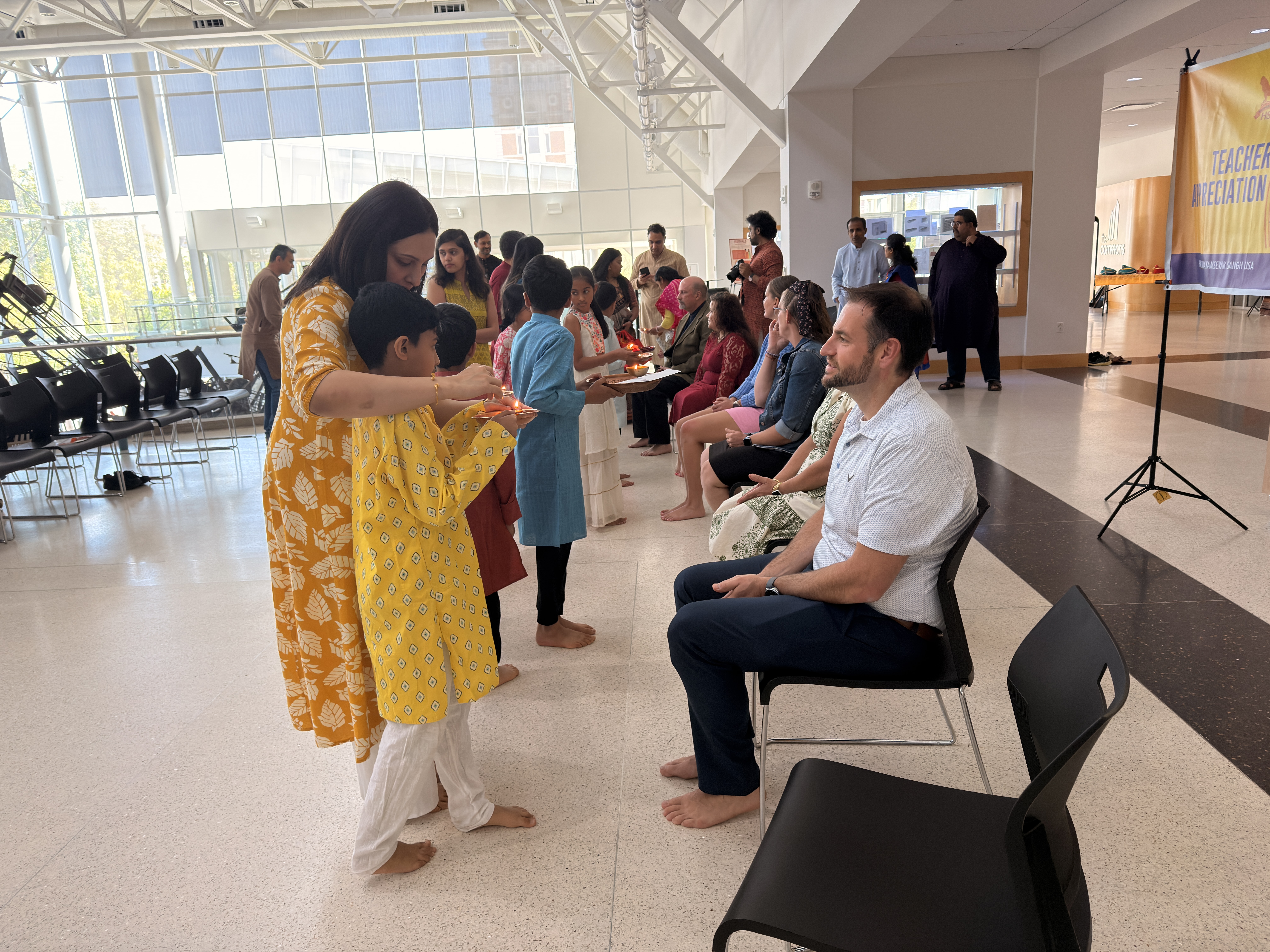 Guru Vandana — Honoring Teachers in the Hindu Tradition